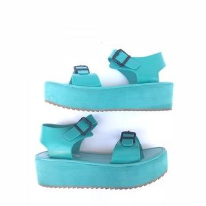 Steve Madden Buckle Platform Sandals Woman Sz 8.5